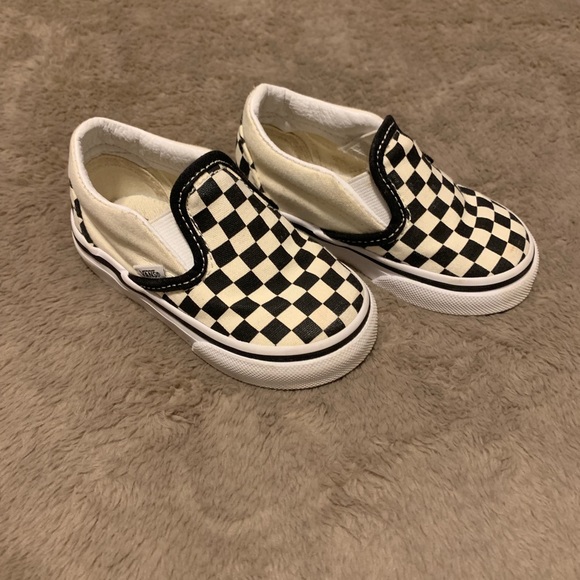 checkerboard vans size 5